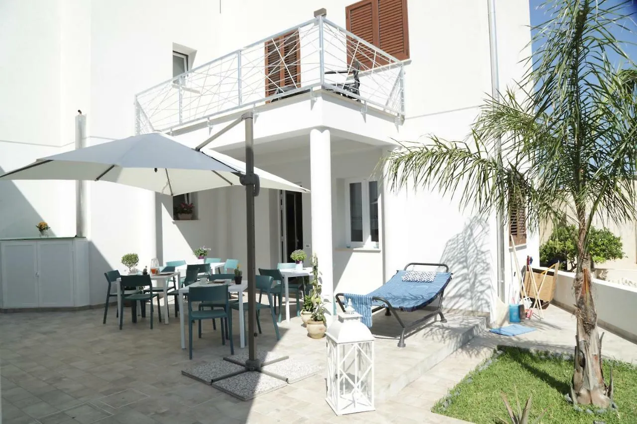 Bed and Breakfast Terra D'Amare Castelluzzo Frühstückspension